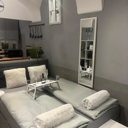 Old Town Apartma *