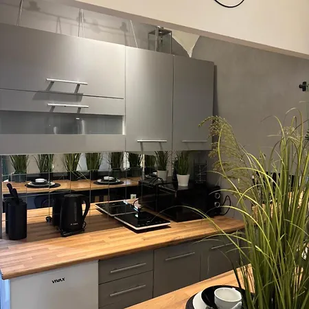 Old Town * Μαριμπόρ