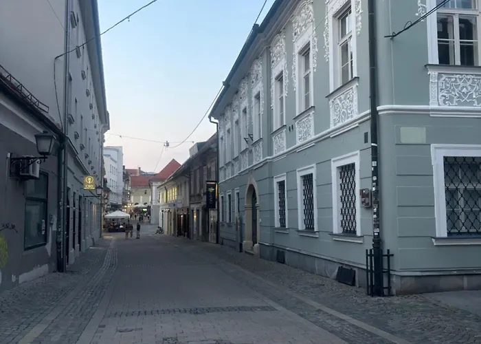 דירה Old Town מריבור